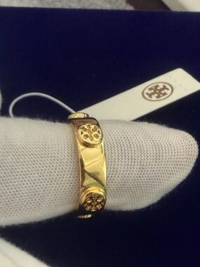 Tory Burch Gold Miller Stud Ring Sz 8 New W/Tag & Dust Bag